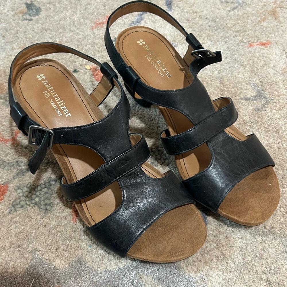 Naturalizer Black Sandals